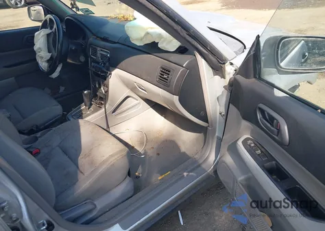 2004 Subaru Forester 2.5X z USA, uszkodzony, nr VIN JF1SG63664H720309